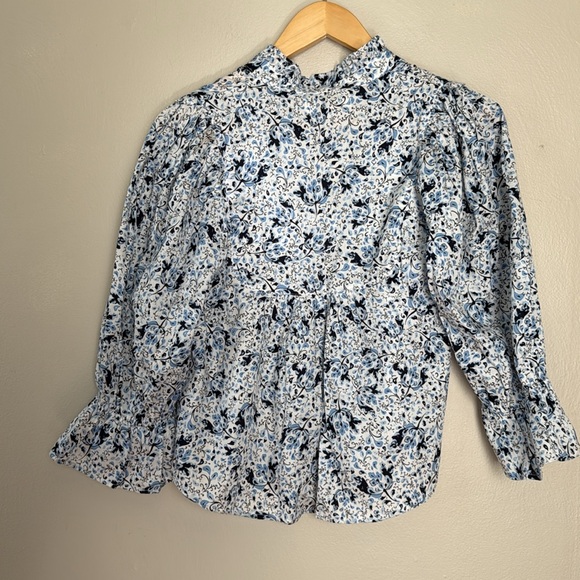 NWT Francesca’s blue floral print blouse XS - Picture 4 of 4